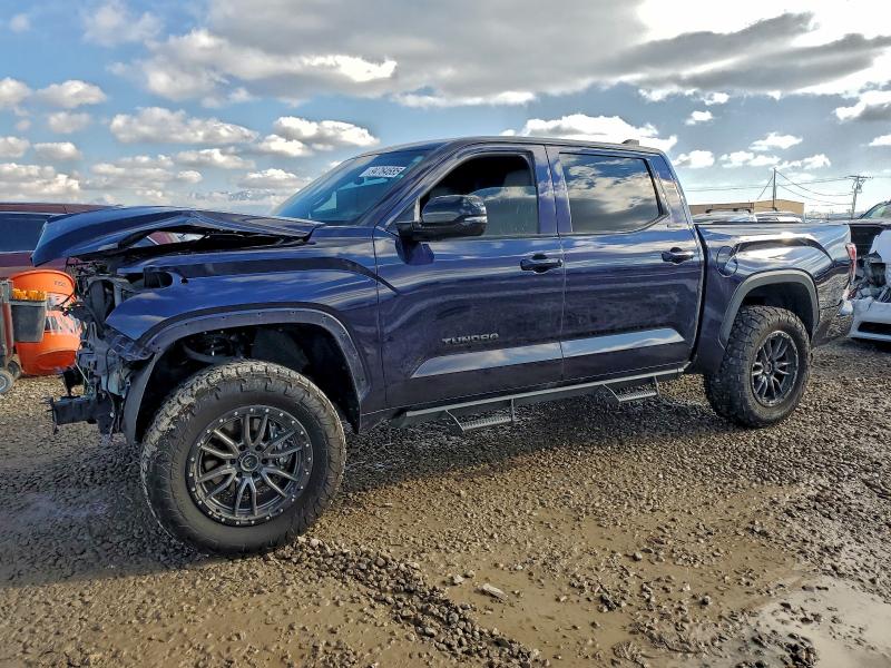 Фото 1 - TOYOTA TUNDRA