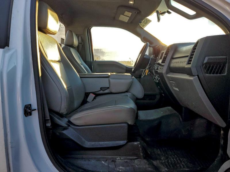 Фото 10 - FORD F250