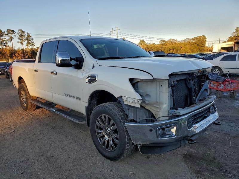 Фото 4 - NISSAN TITAN