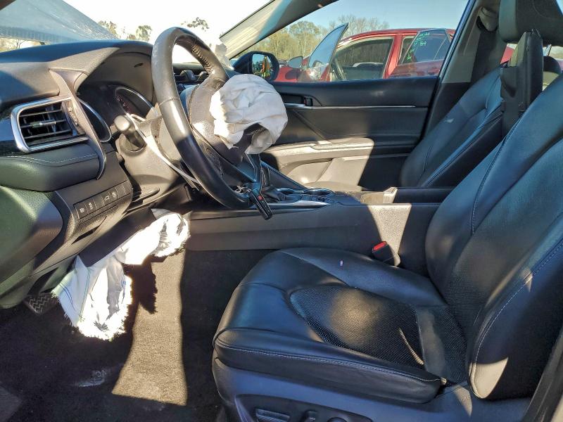 Фото 7 - TOYOTA CAMRY