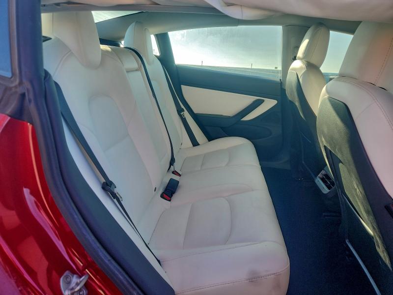 Фото 10 - TESLA MODEL 3