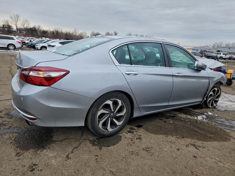 Фото 3 - HONDA ACCORD