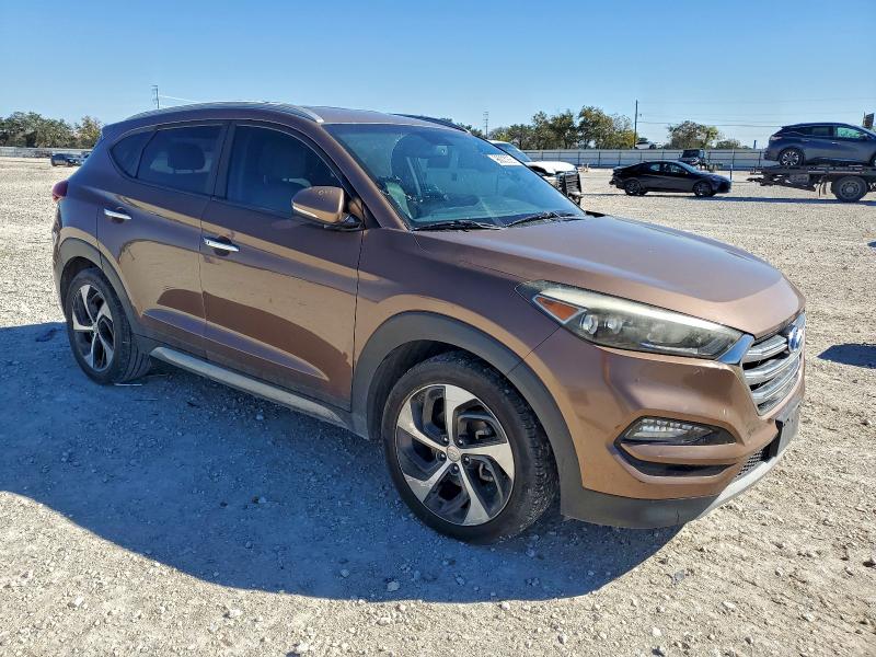 Фото 4 - HYUNDAI TUCSON