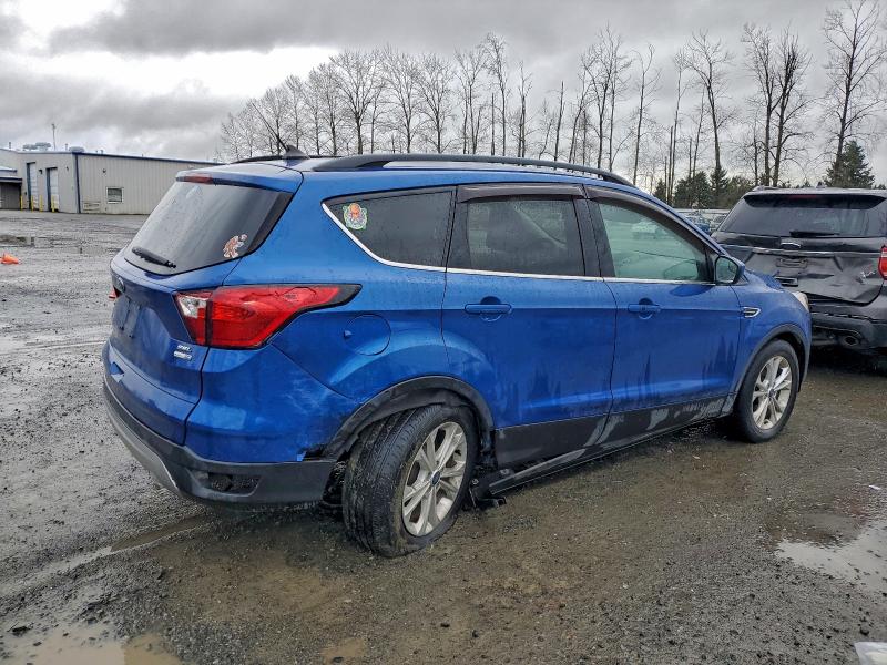 Фото 3 - FORD ESCAPE
