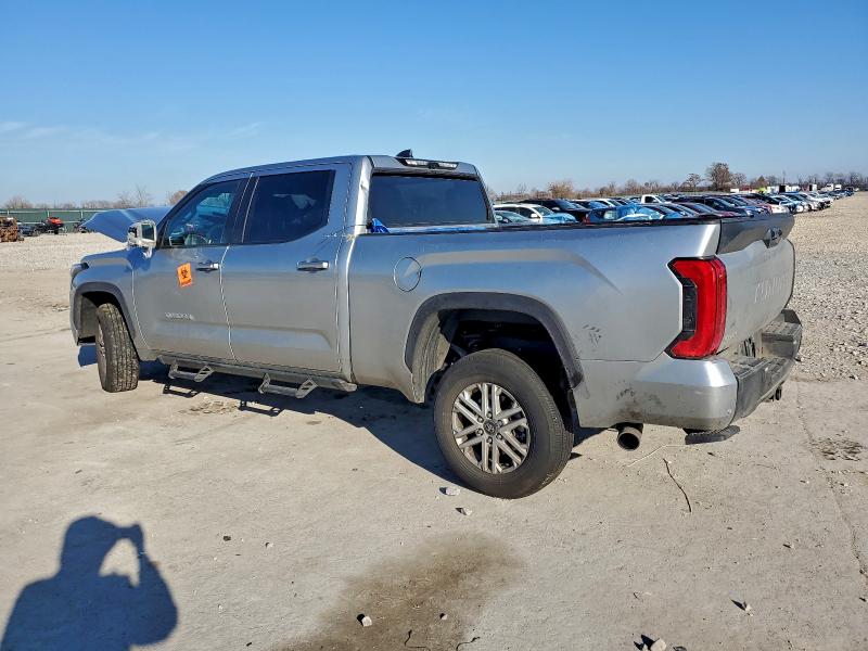 Фото 2 - TOYOTA TUNDRA