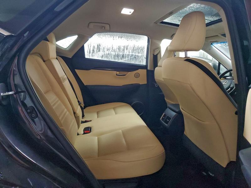 Фото 10 - LEXUS NX