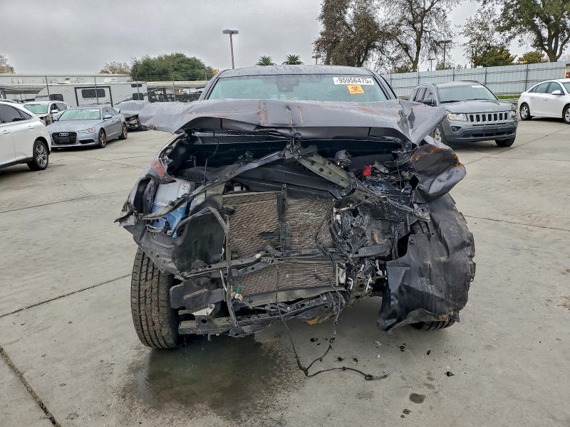 Фото 5 - TOYOTA TACOMA