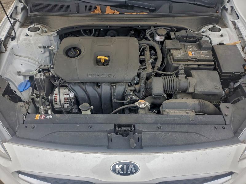 Фото 11 - KIA FORTE