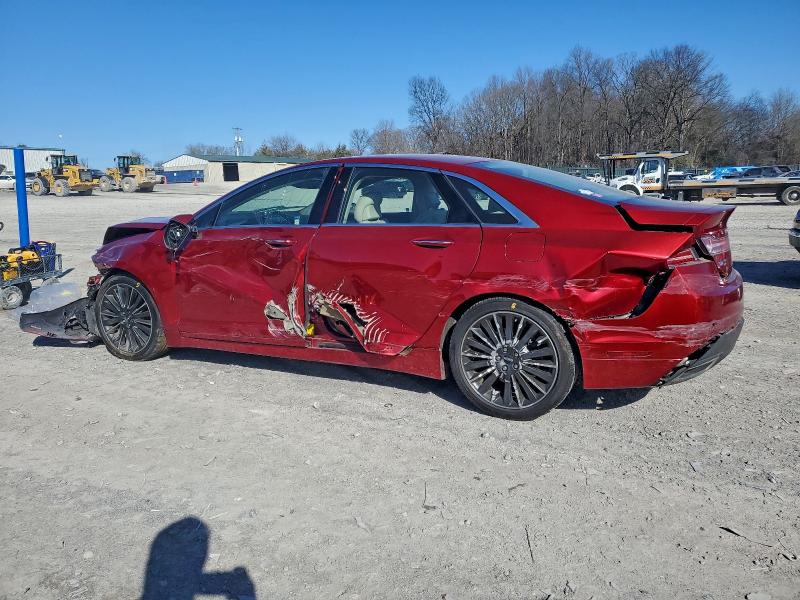 Фото 2 - LINCOLN MKZ