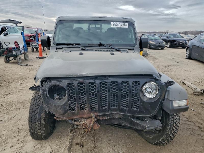 Фото 5 - JEEP GLADIATOR