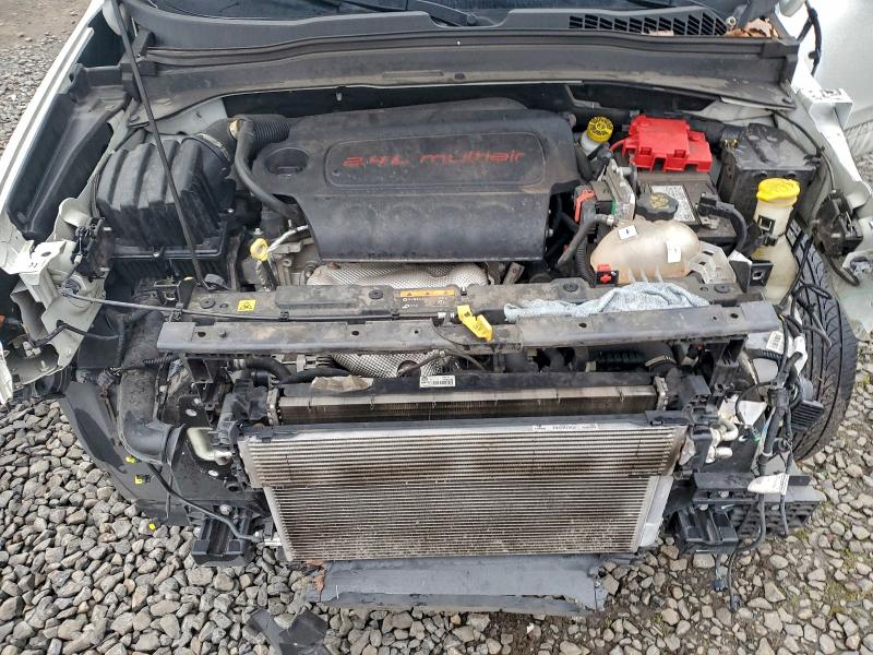 Фото 11 - JEEP RENEGADE