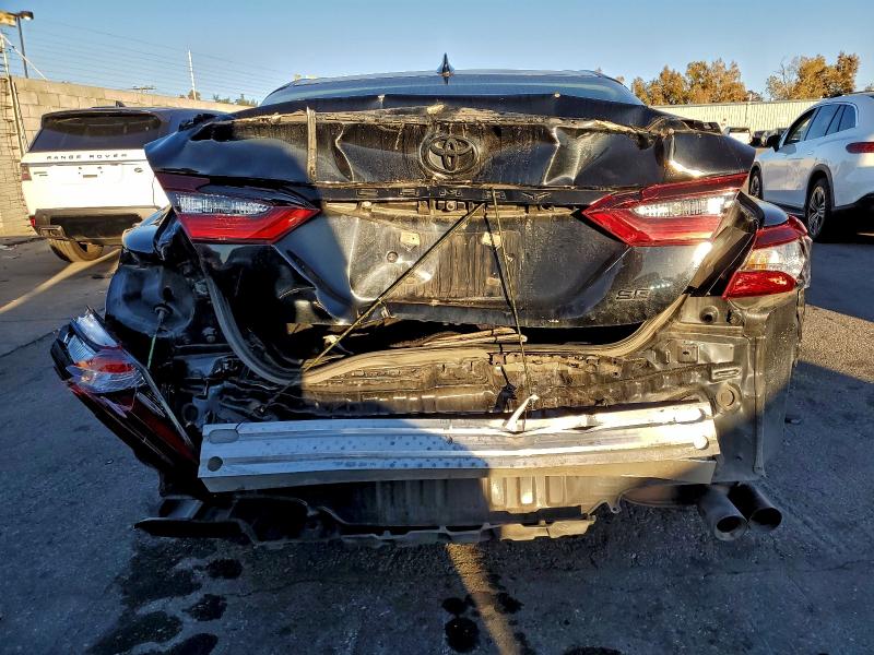 Фото 6 - TOYOTA CAMRY