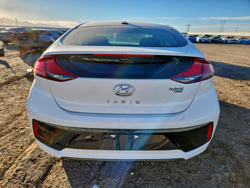 Фото 6 - HYUNDAI IONIQ