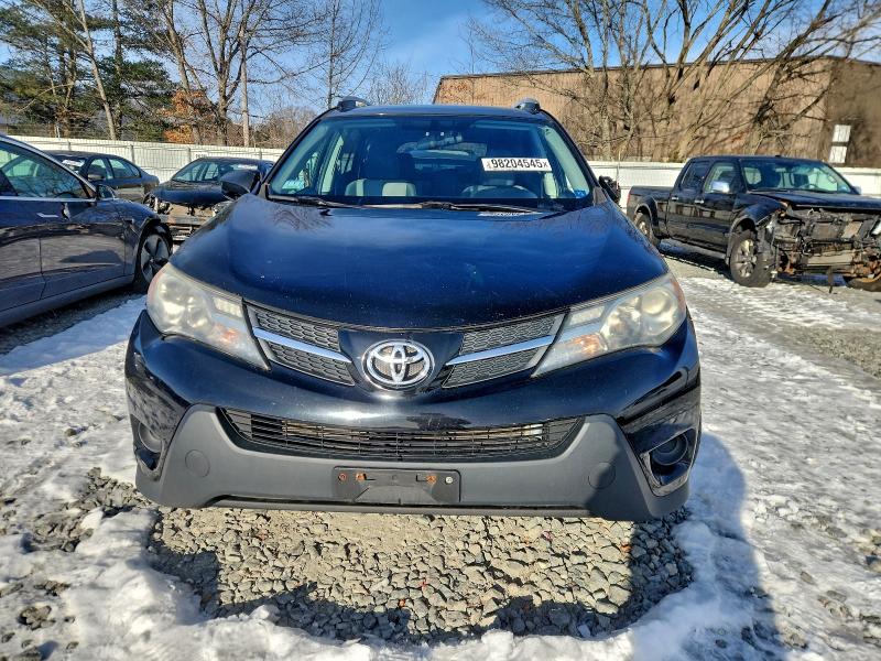 Фото 5 - TOYOTA RAV4