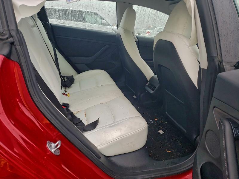 Фото 10 - TESLA MODEL 3