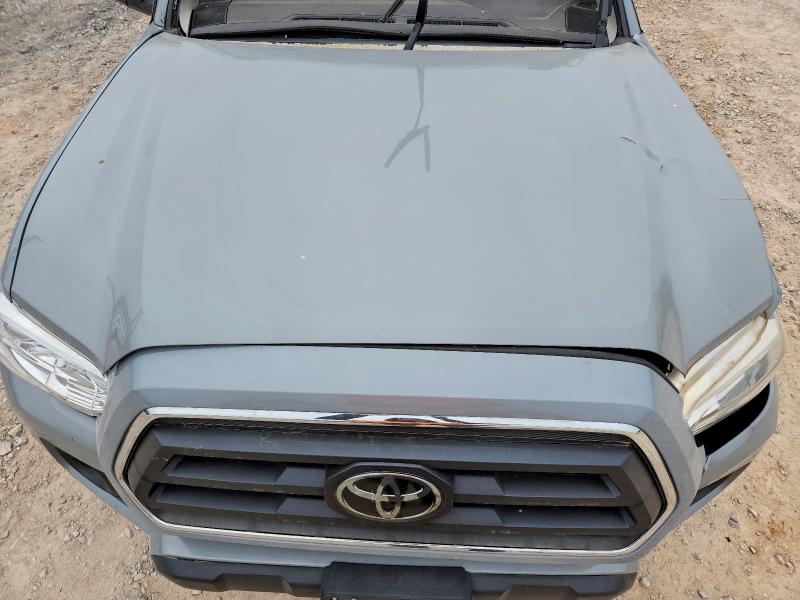 Фото 11 - TOYOTA TACOMA