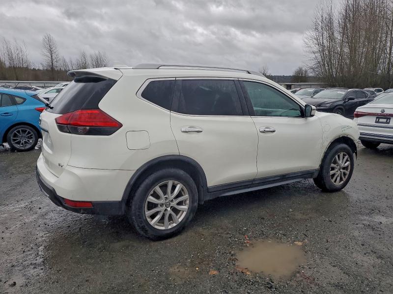 Фото 3 - NISSAN ROGUE