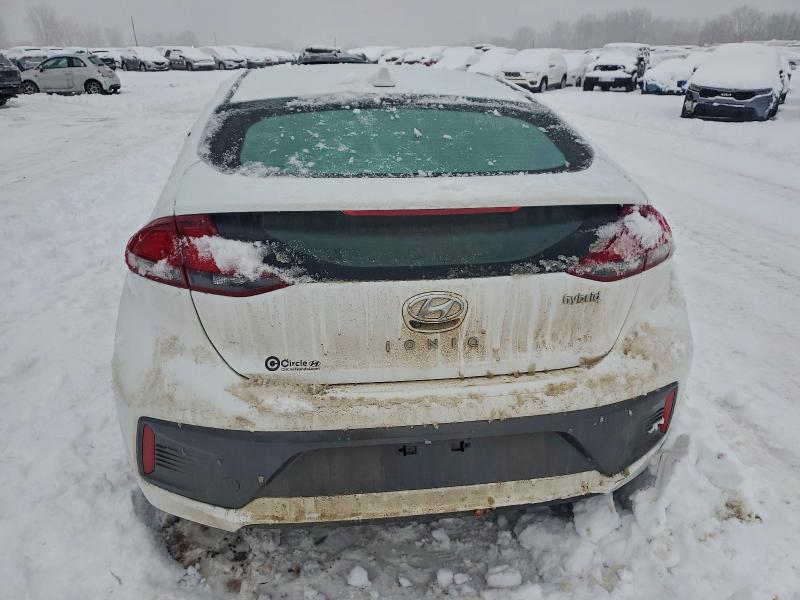 Фото 6 - HYUNDAI IONIQ