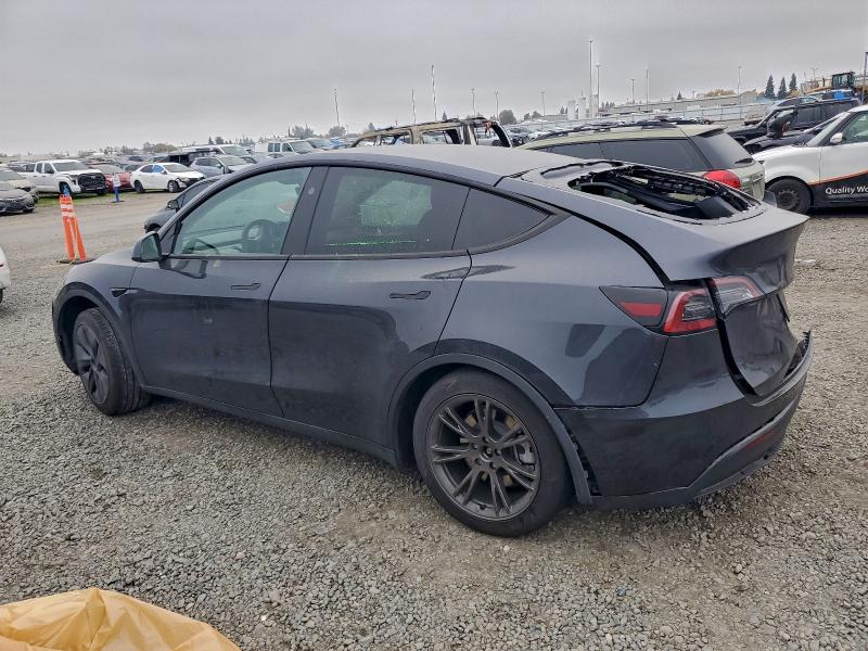 Фото 2 - TESLA MODEL Y