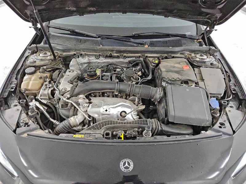 Фото 11 - MERCEDES-BENZ A-CLASS