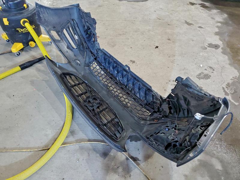 Фото 12 - VOLVO V60