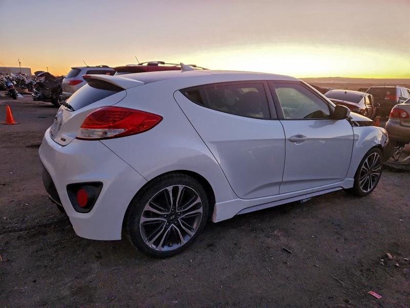 Фото 3 - HYUNDAI VELOSTER