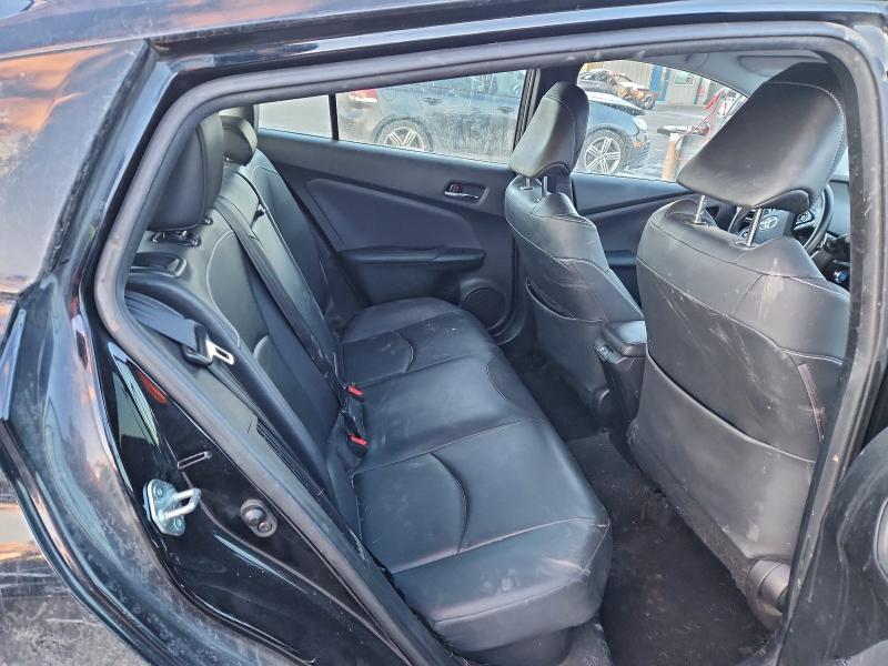 Фото 10 - TOYOTA PRIUS