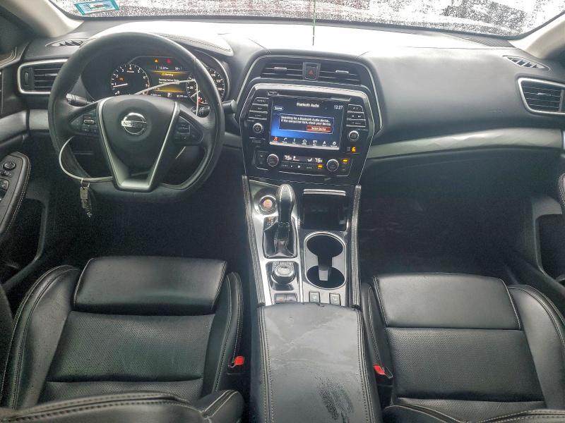 Фото 8 - NISSAN MAXIMA