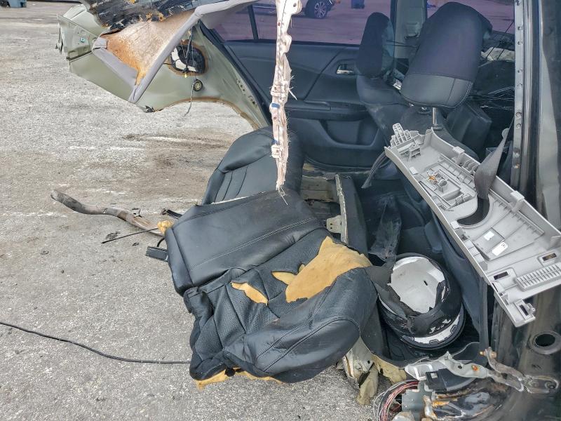 Фото 10 - HONDA ACCORD