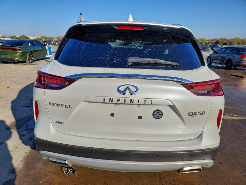 Фото 6 - INFINITI QX50