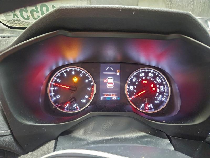 Фото 9 - TOYOTA RAV4