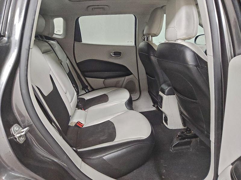 Фото 11 - JEEP COMPASS