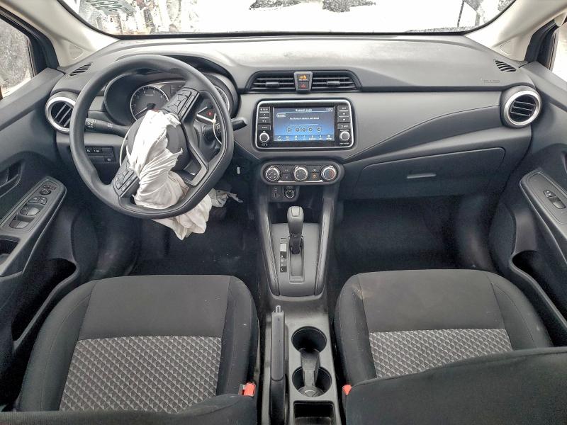 Фото 8 - NISSAN VERSA