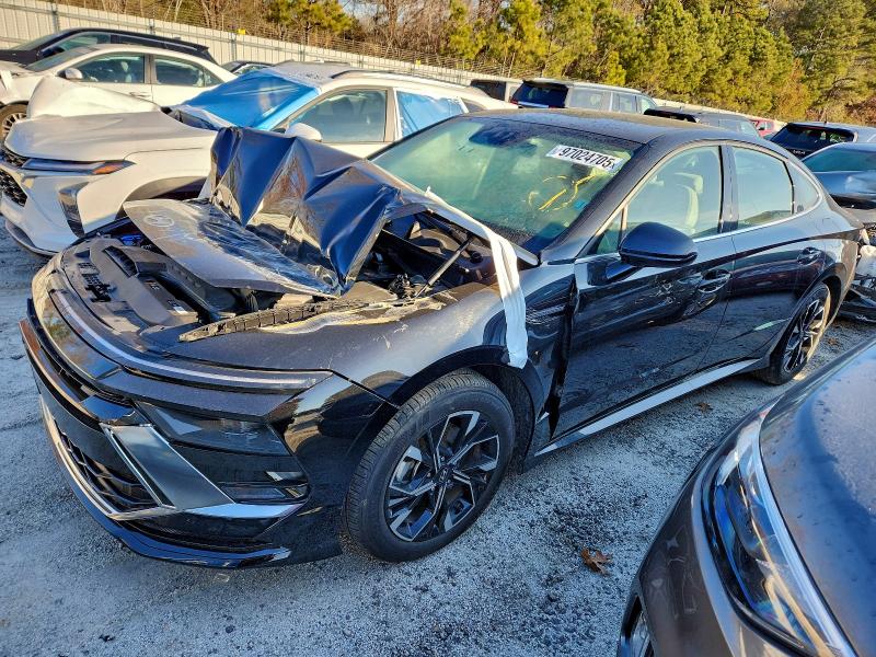 Фото 1 - HYUNDAI SONATA