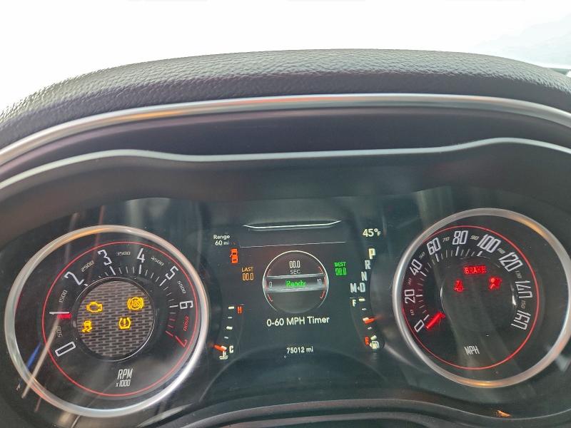 Фото 9 - DODGE CHALLENGER