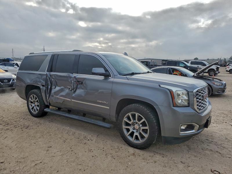 Фото 4 - GMC YUKON