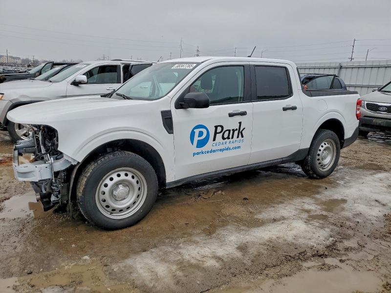 Фото 1 - FORD MAVERICK