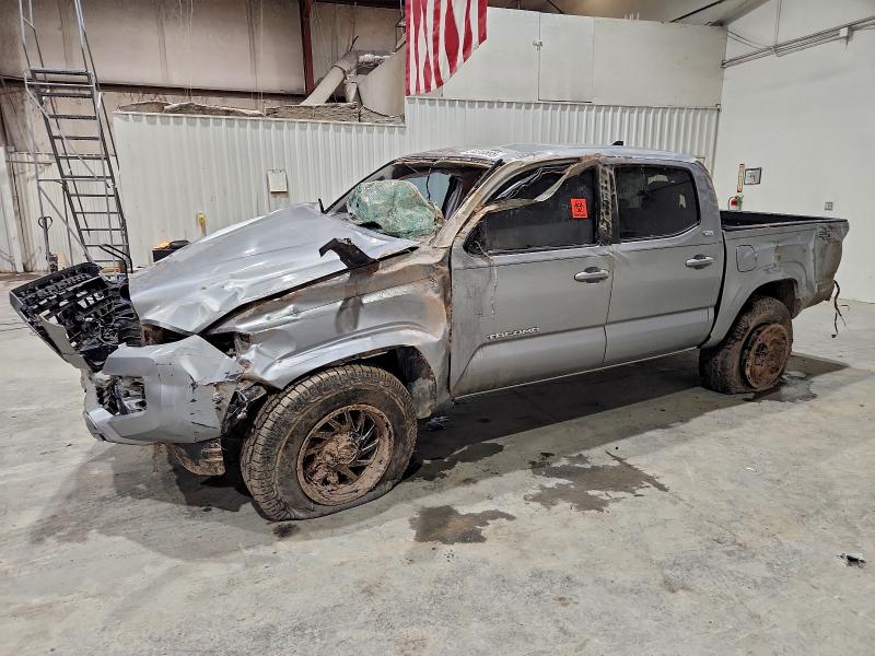 Фото 1 - TOYOTA TACOMA