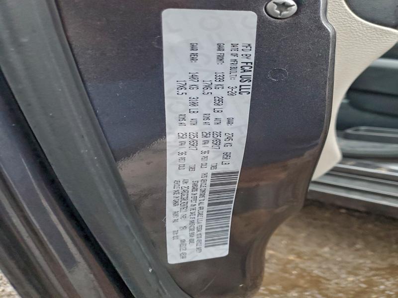 Фото 13 - DODGE CARAVAN