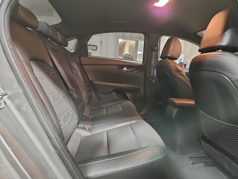 Фото 10 - KIA FORTE