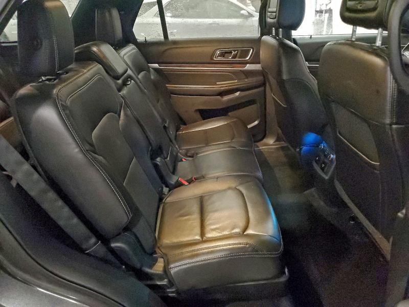 Фото 11 - FORD EXPLORER