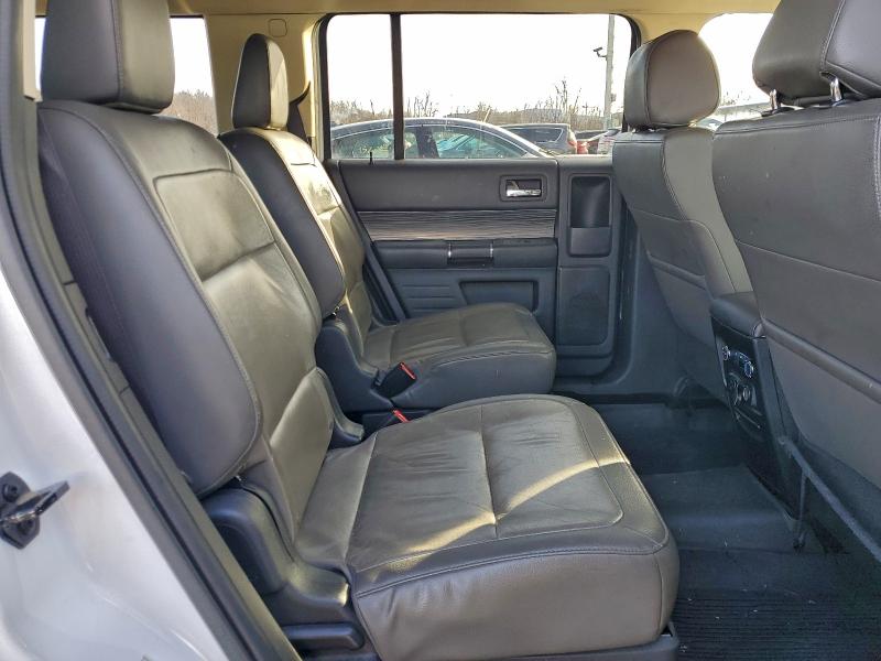 Фото 11 - FORD FLEX