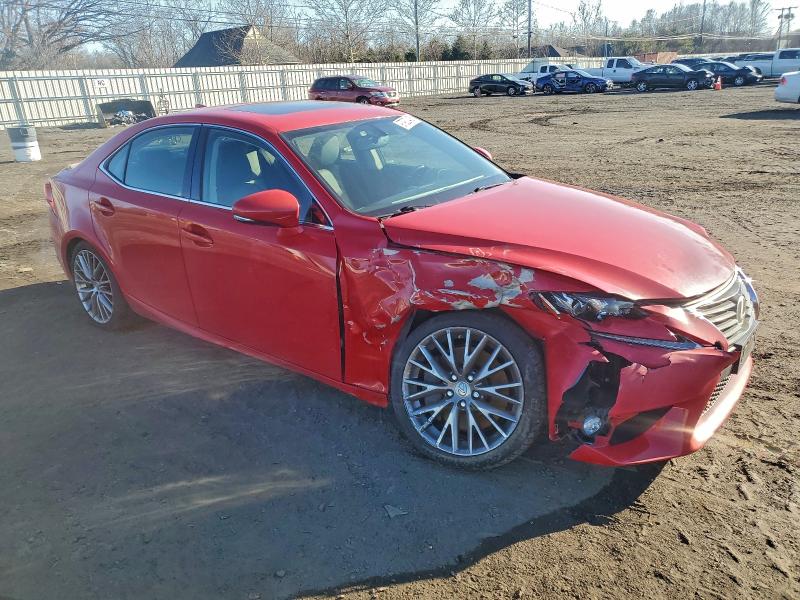 Фото 4 - LEXUS IS