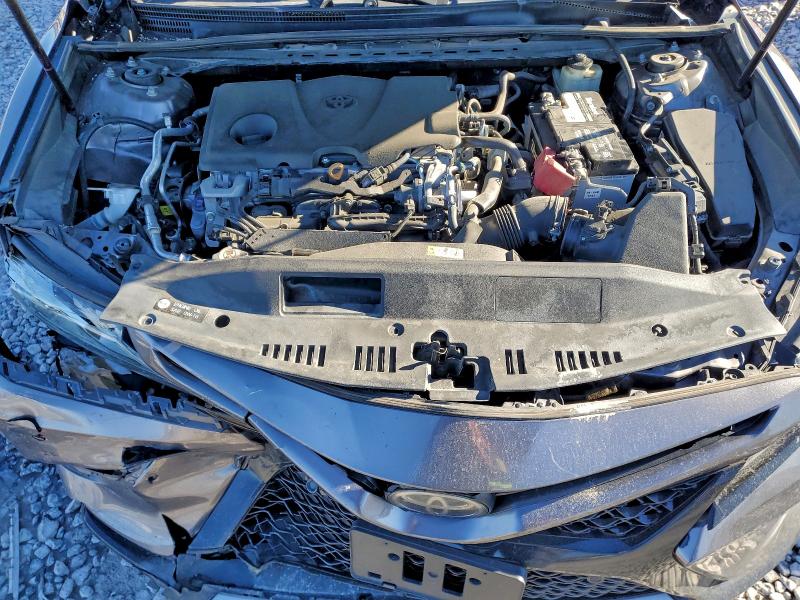 Фото 11 - TOYOTA CAMRY