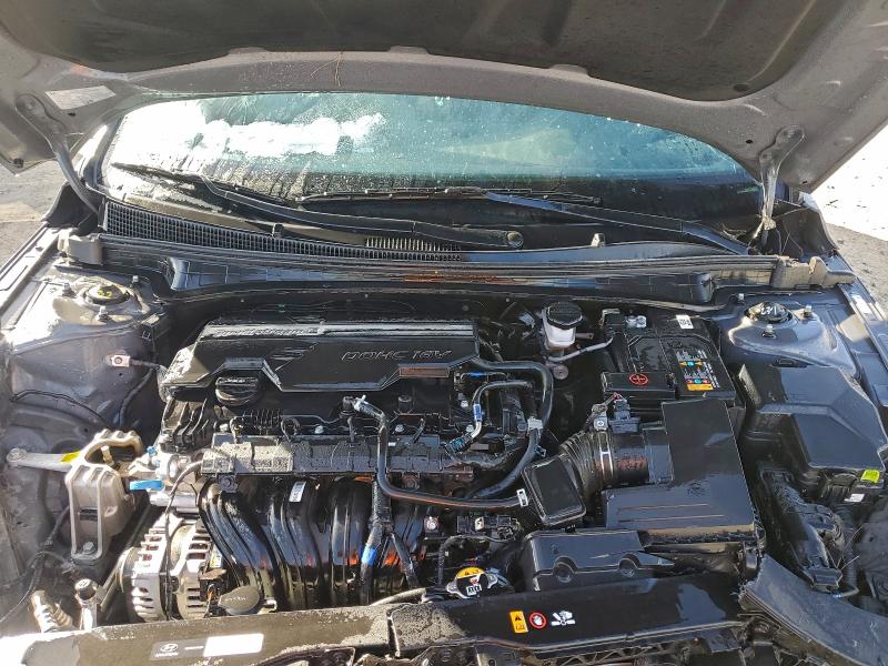 Фото 11 - HYUNDAI ELANTRA