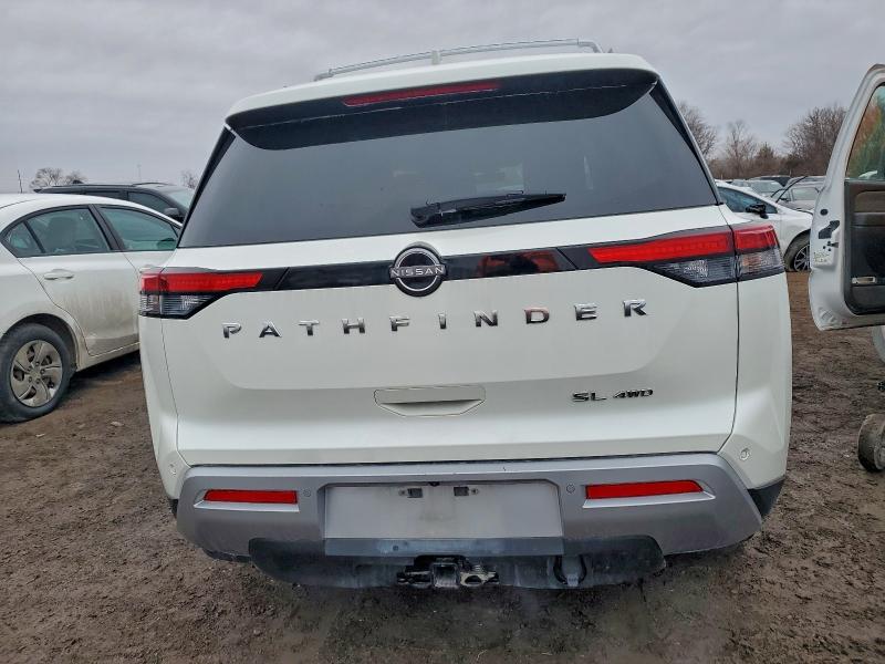 Фото 6 - NISSAN PATHFINDER