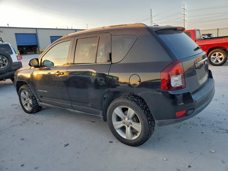 Фото 2 - JEEP COMPASS