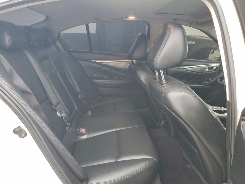 Фото 10 - INFINITI Q50