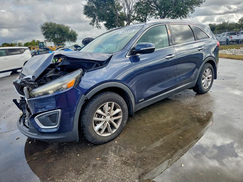 Фото 1 - KIA SORENTO