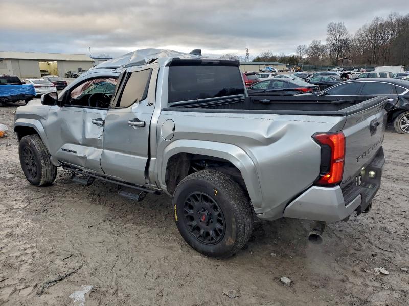 Фото 2 - TOYOTA TACOMA